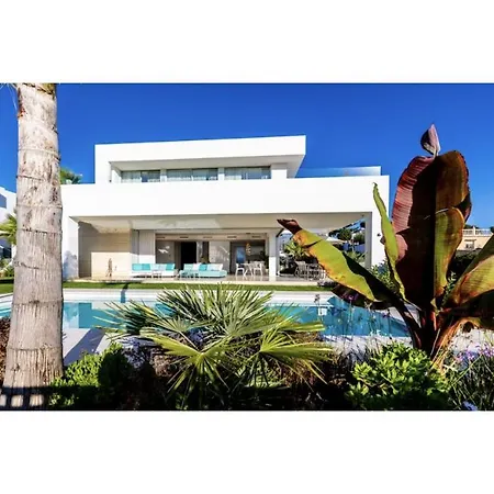 Villa Beautiful Modern With Amazing Views Marbella